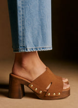 Oxi Clog Sandals